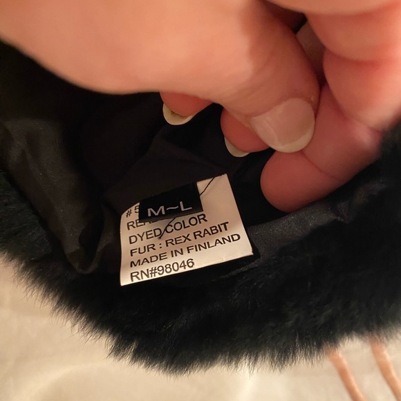 Foravi Rabbit fur black cropped studded shrug - Picture 4 of 4